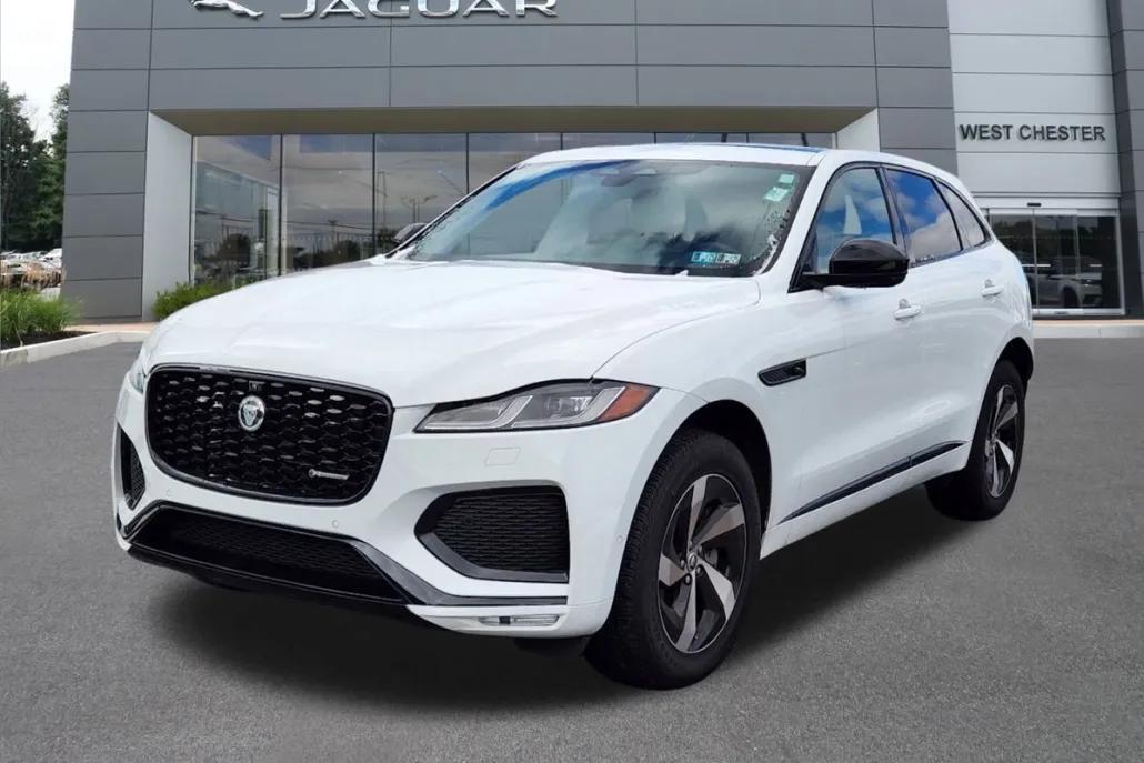 2024 Jaguar F-PACE P250 R-Dynamic S photo 1