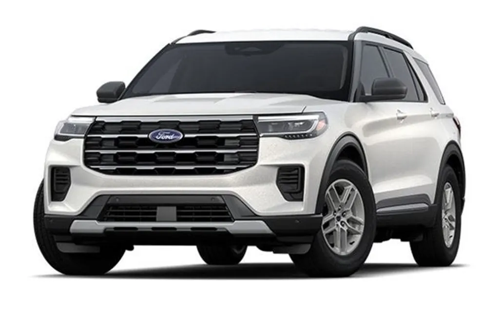 2025 Ford Explorer photo 1