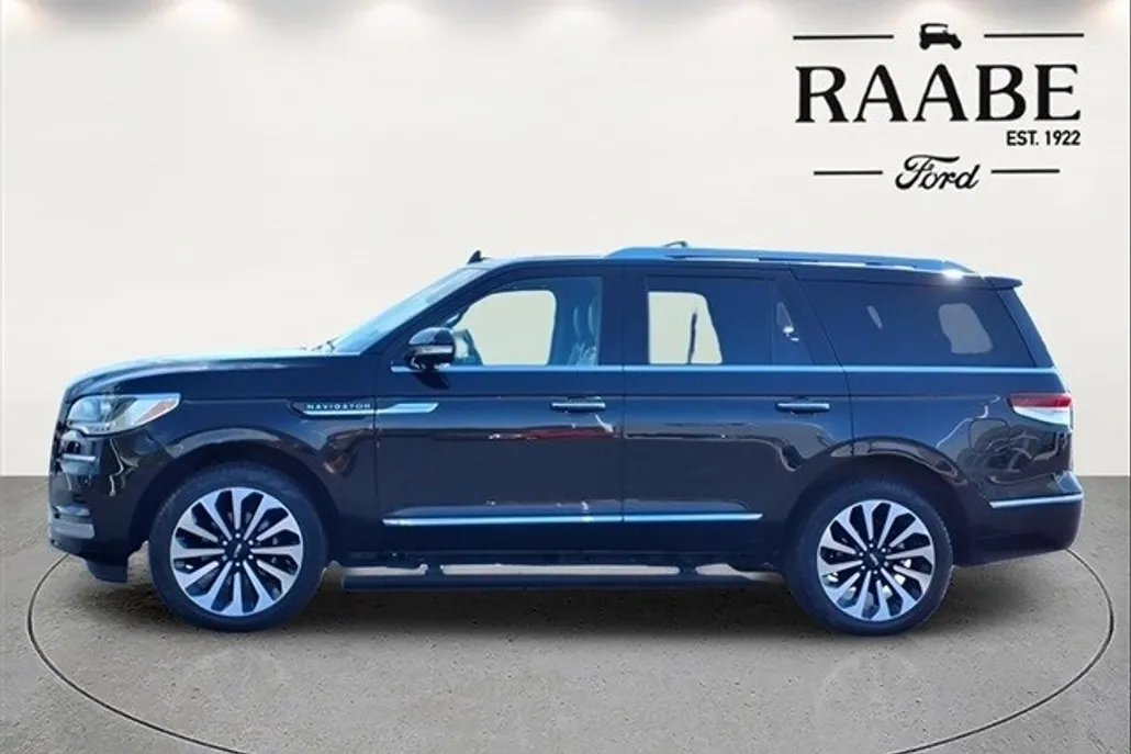 2023 Lincoln Navigator Reserve photo 1