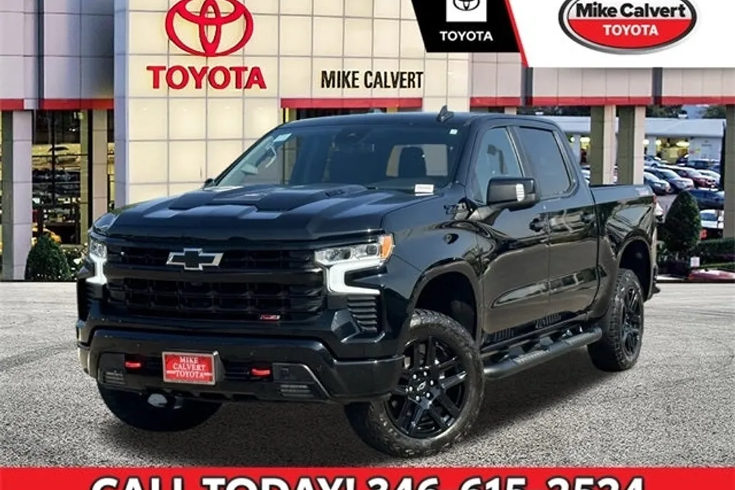 2024 Chevrolet Silverado 1500 LT Trail Boss photo 1