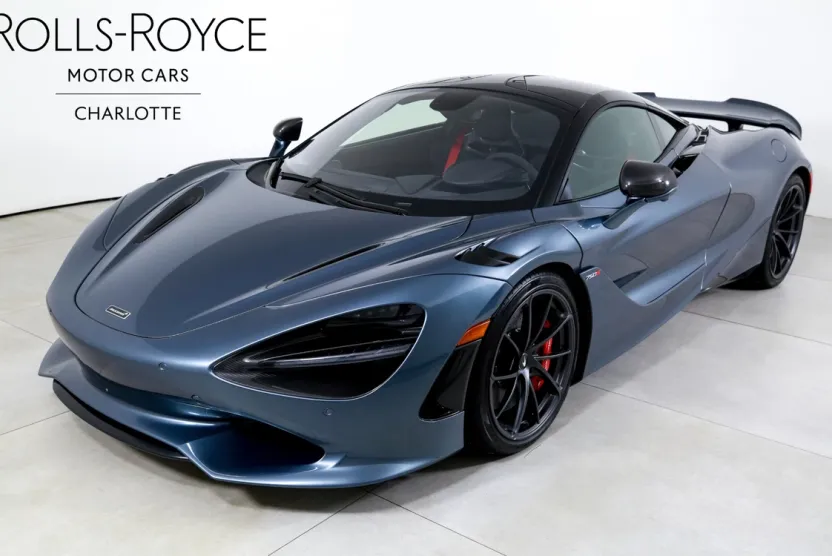 2024 Mclaren 750S Coupe photo 1