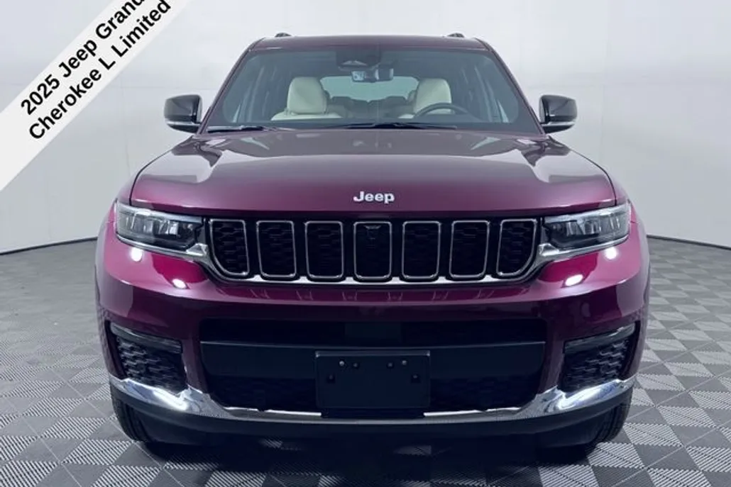 2025 Jeep Grand Cherokee L photo 1