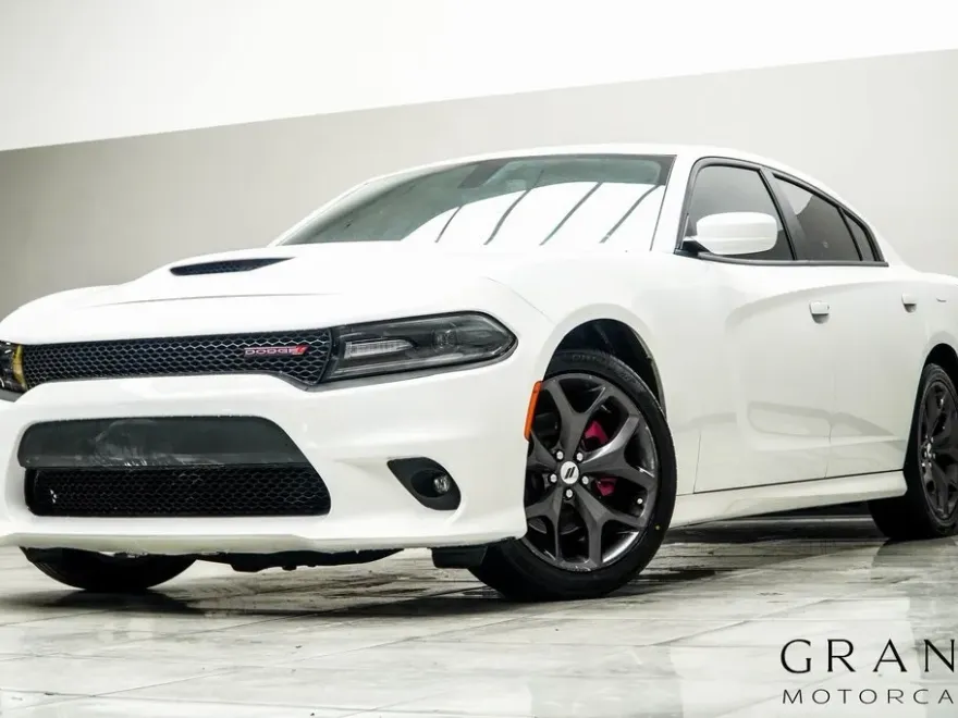 2019 Dodge Charger GT photo 1