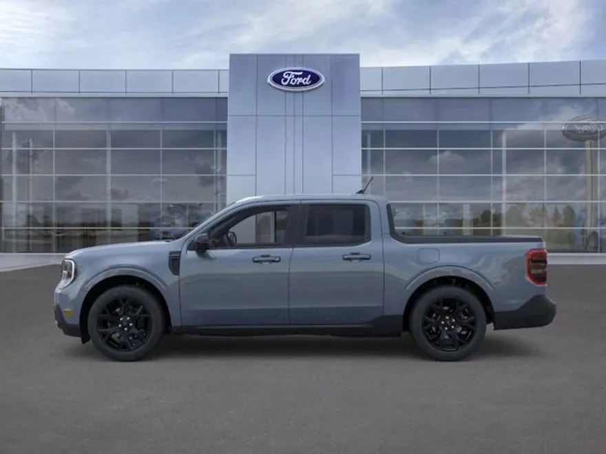 2025 Ford Maverick Lariat photo 1