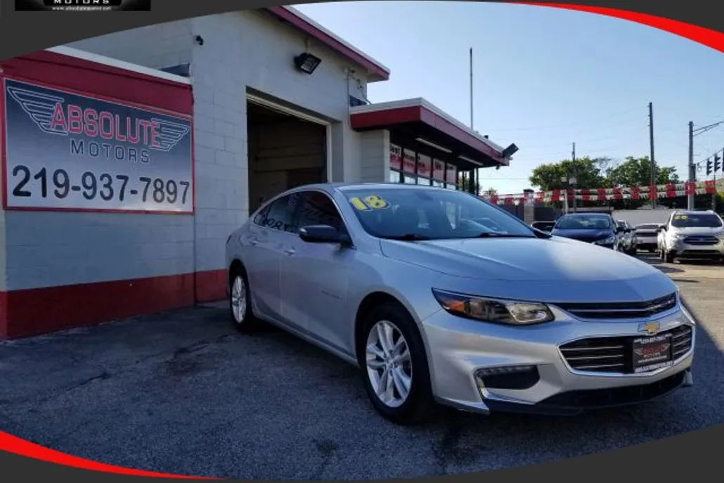 2018 Chevrolet Malibu 1LT photo 1