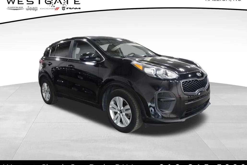 2017 Kia Sportage LX photo 1