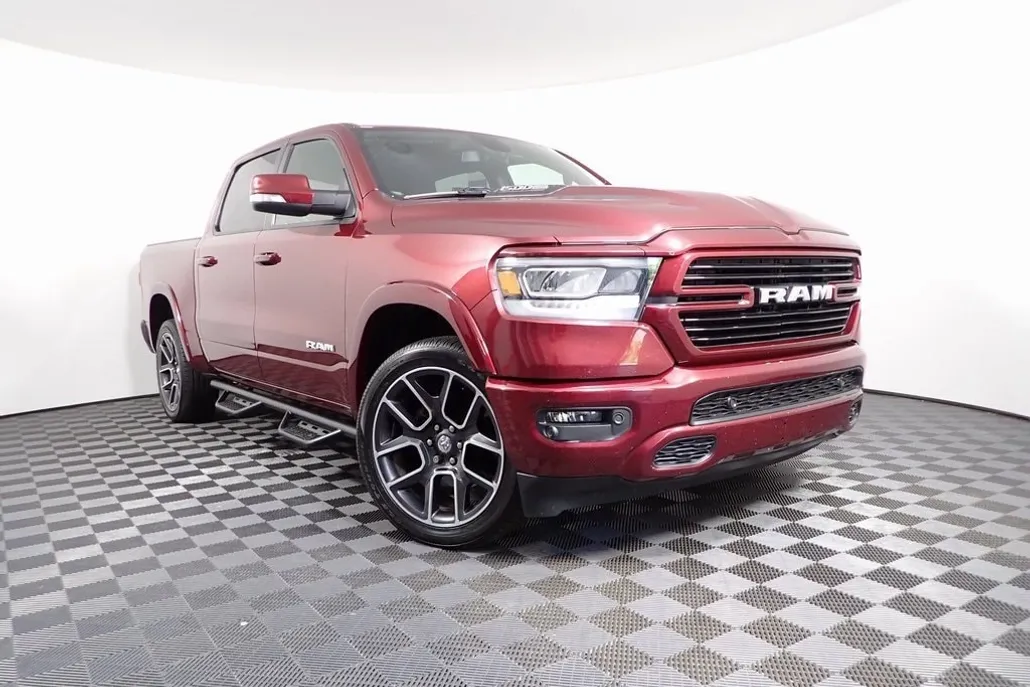 2019 Ram 1500 Laramie photo 1