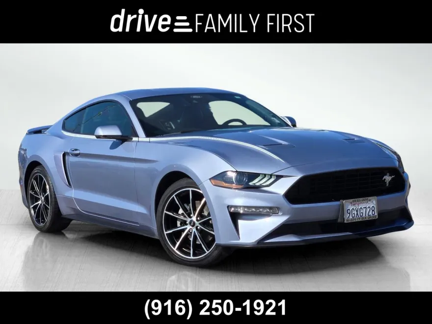 2022 Ford Mustang EcoBoost Premium photo 1