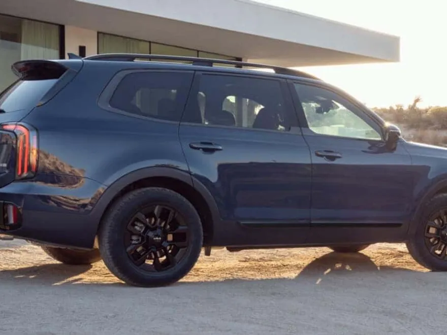 2025 Kia Telluride S photo 1