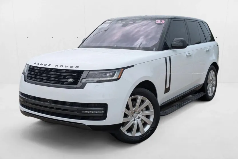 2023 Land Rover Range Rover SE photo 1