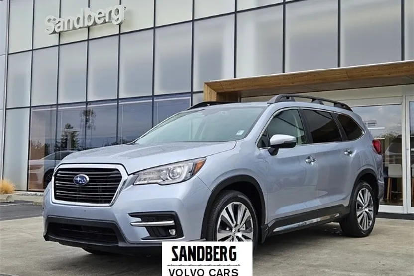 2022 Subaru Ascent Touring photo 1
