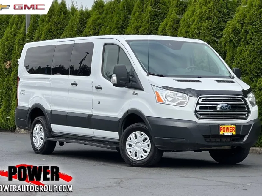 2018 Ford Transit Passenger XL photo 1