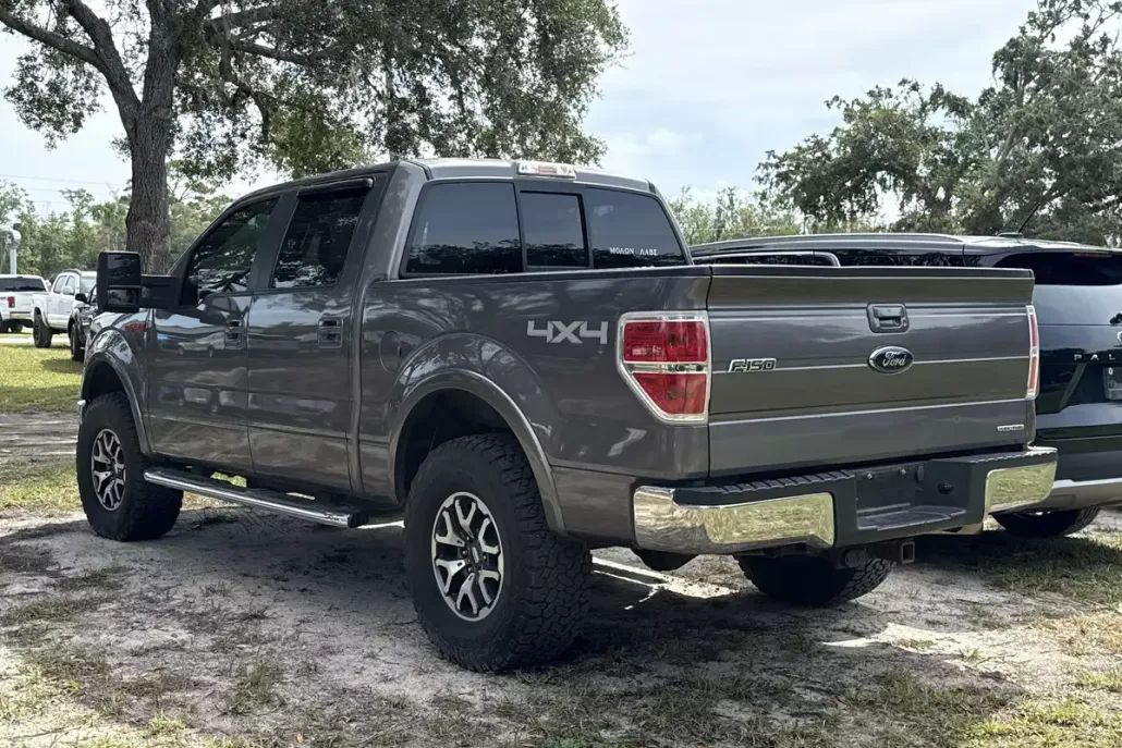 2014 Ford F-150 Lariat photo 1