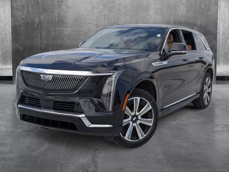 2025 Cadillac Escalade IQ Luxury photo 1