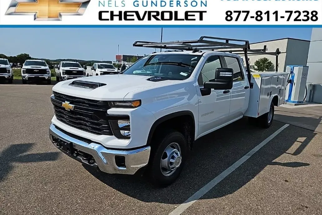 2024 Chevrolet Silverado 3500HD Work Truck photo 1