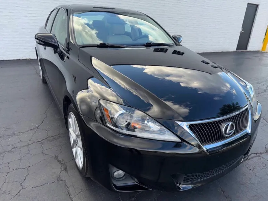 2011 Lexus IS 250 photo 1