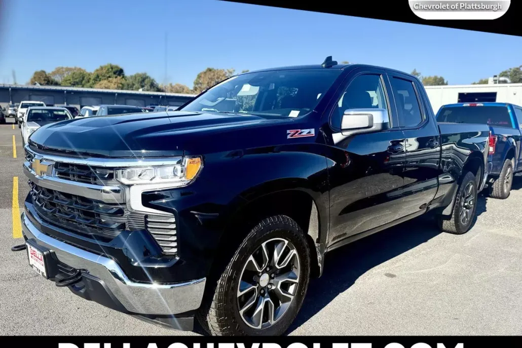 2022 Chevrolet Silverado 1500 LT photo 1
