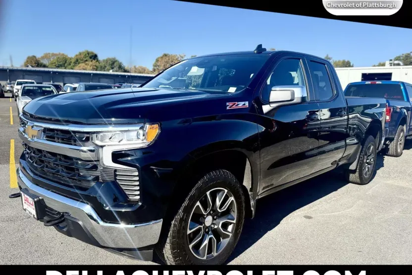 2022 Chevrolet Silverado 1500 LT photo 1