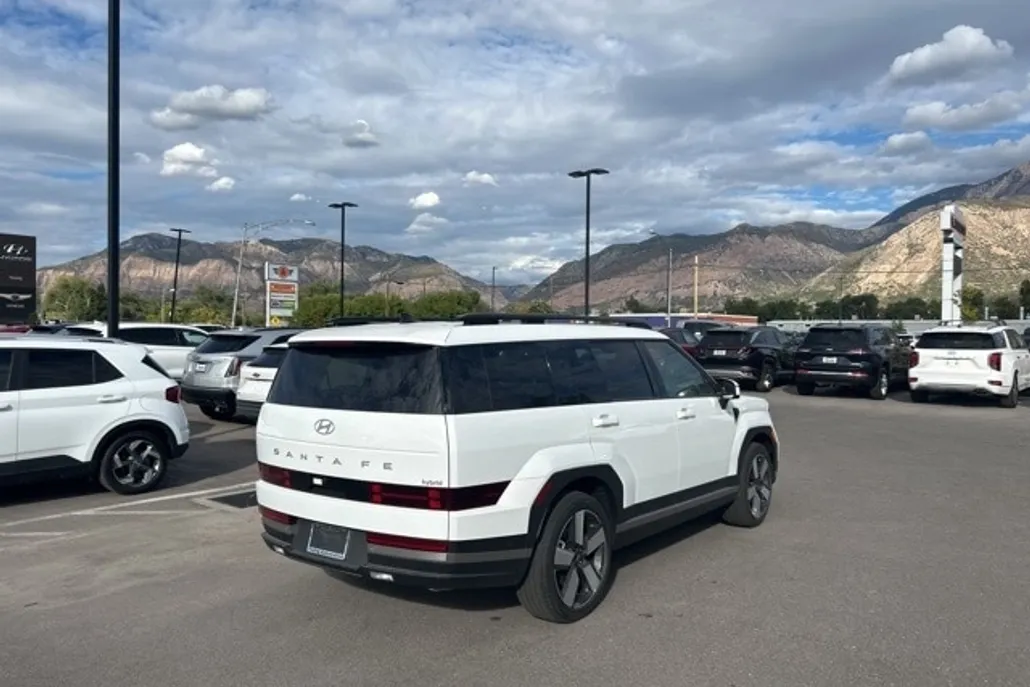 2025 Hyundai Santa Fe Limited photo 1