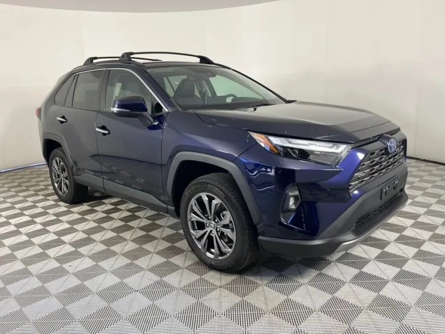 2022 Toyota RAV4 Hybrid Limited photo 1
