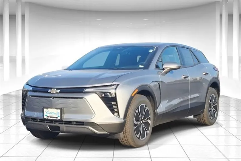 2025 Chevrolet Blazer EV photo 1