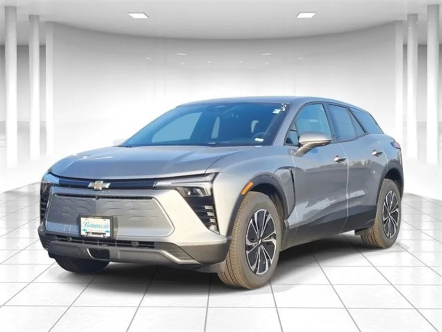 2025 Chevrolet Blazer EV photo 1