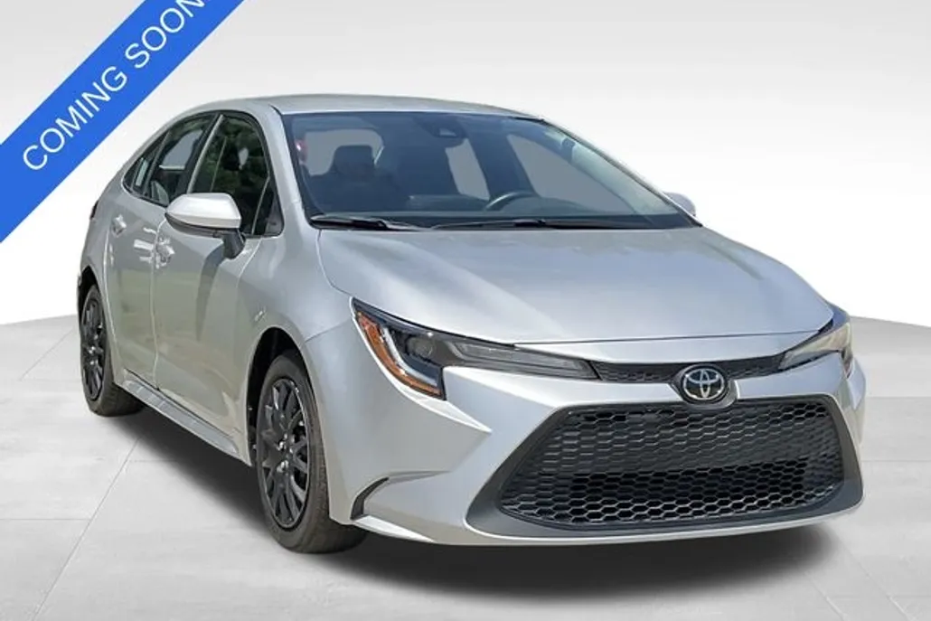 2022 Toyota Corolla LE photo 1