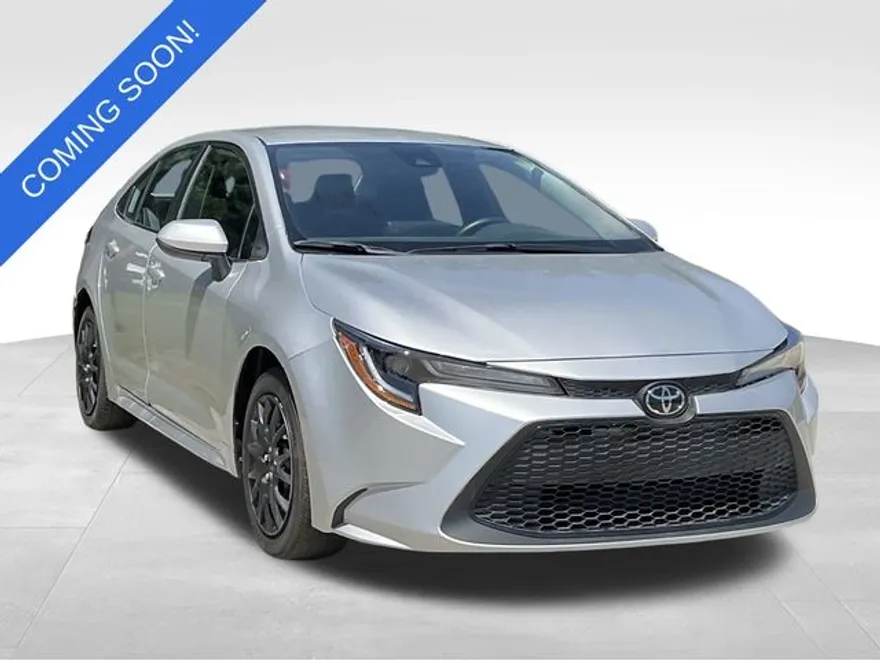 2022 Toyota Corolla LE photo 1