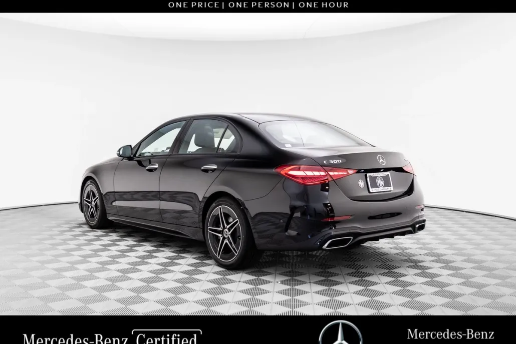 2024 Mercedes Benz C 300 photo 1