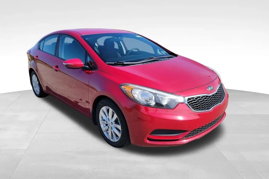 2016 Kia Forte LX photo 1