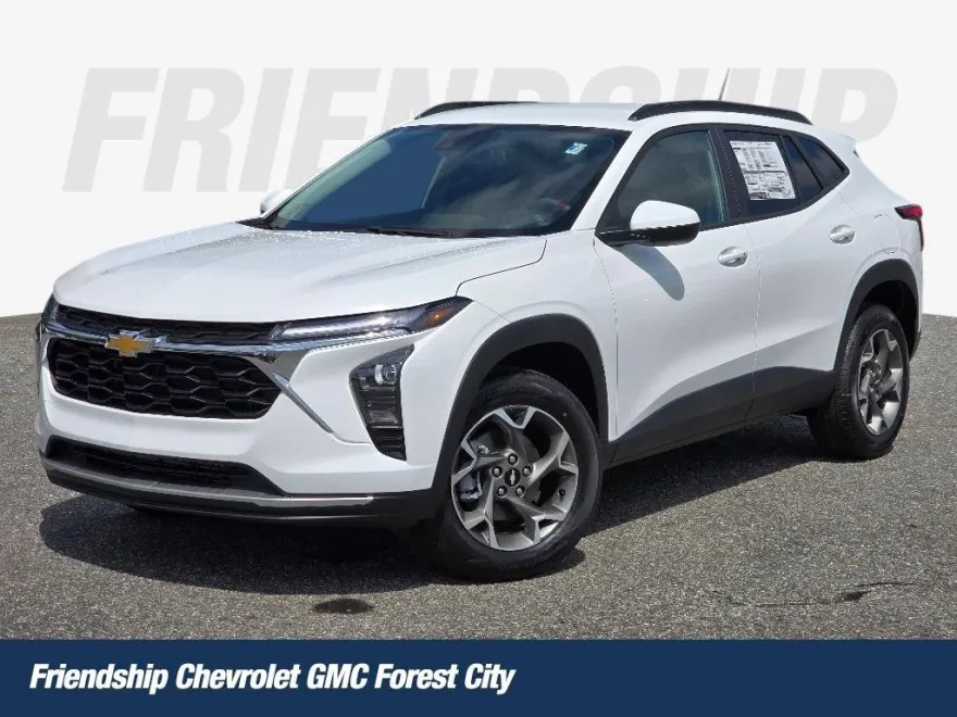 2025 Chevrolet Trax LT photo 1
