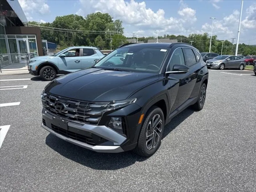 2025 Hyundai Tucson Limited photo 1