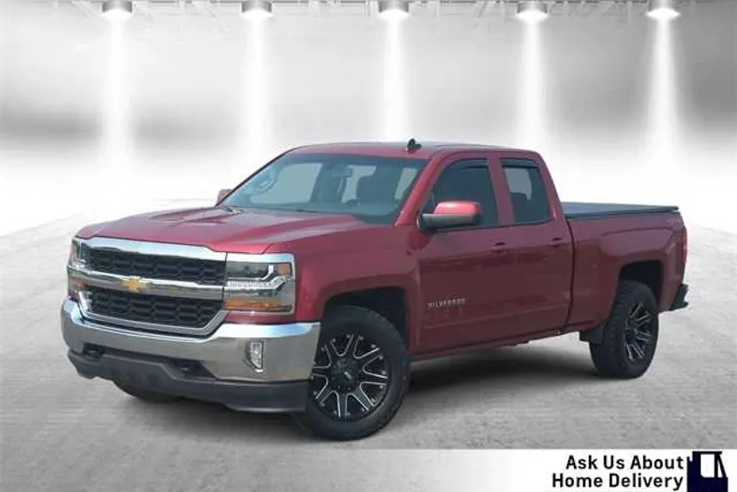 2018 Chevrolet Silverado 1500 LT photo 1