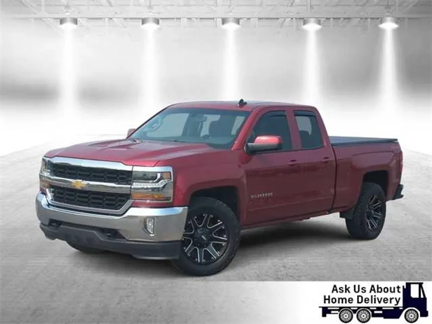 2018 Chevrolet Silverado 1500 LT photo 1