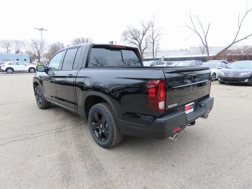 2026 Honda Ridgeline Black Edition photo 1