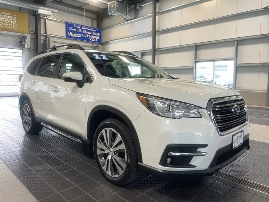 2022 Subaru Ascent Limited photo 1