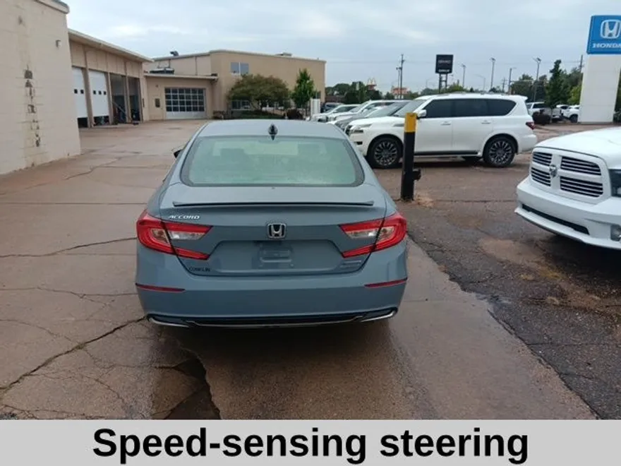 2022 Honda Accord Hybrid Sport photo 1