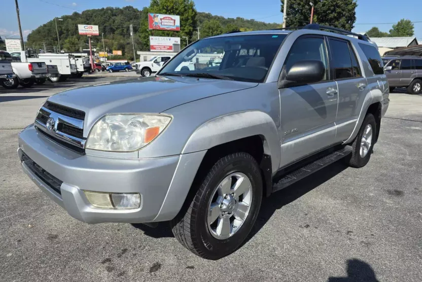 2005 Toyota 4Runner SR5 V6 photo 1