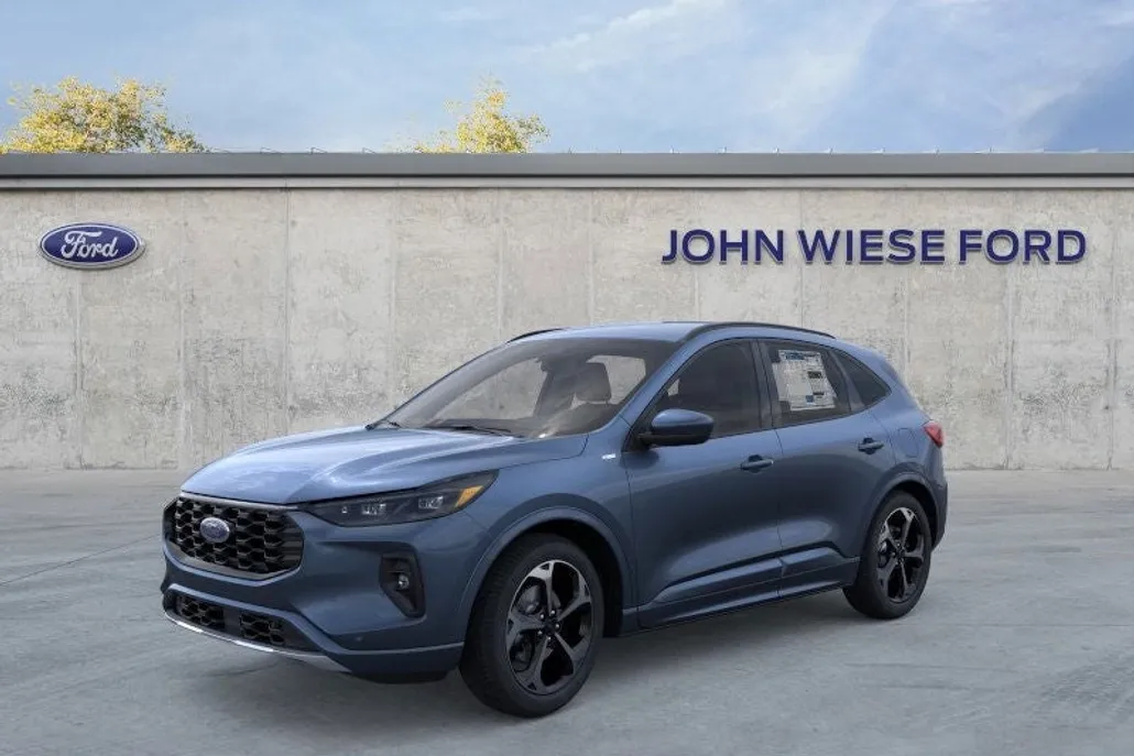 2025 Ford Escape Premium photo 1