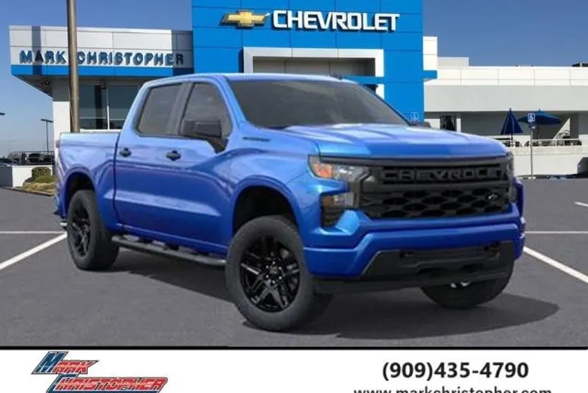 2025 Chevrolet Silverado 1500 Custom photo 1