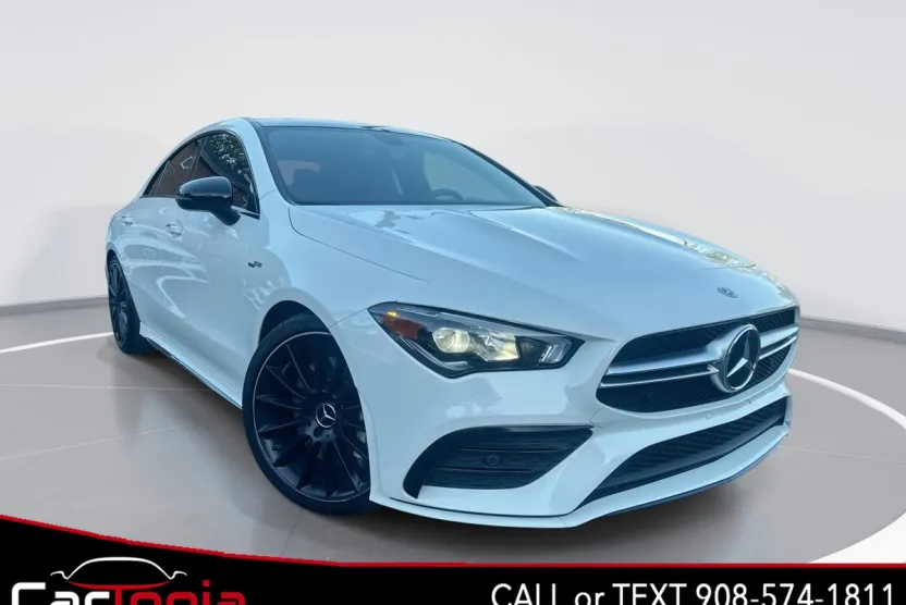2022 Mercedes Benz CLA AMG 35 4MATIC photo 1