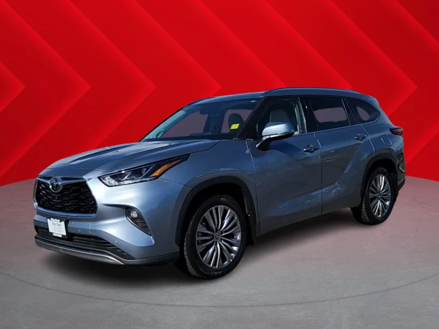 2022 Toyota Highlander Platinum photo 1