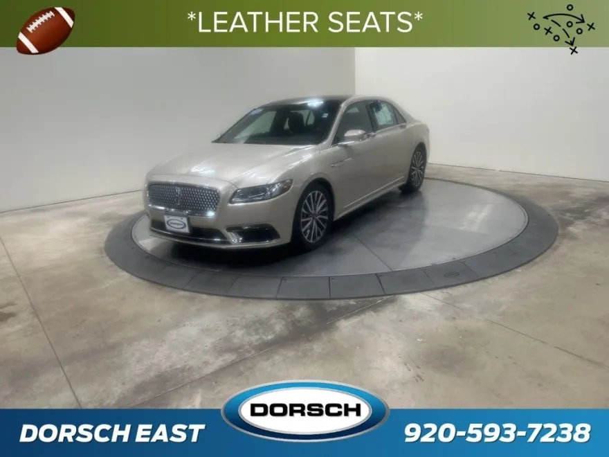 2017 Lincoln Continental Select photo 1