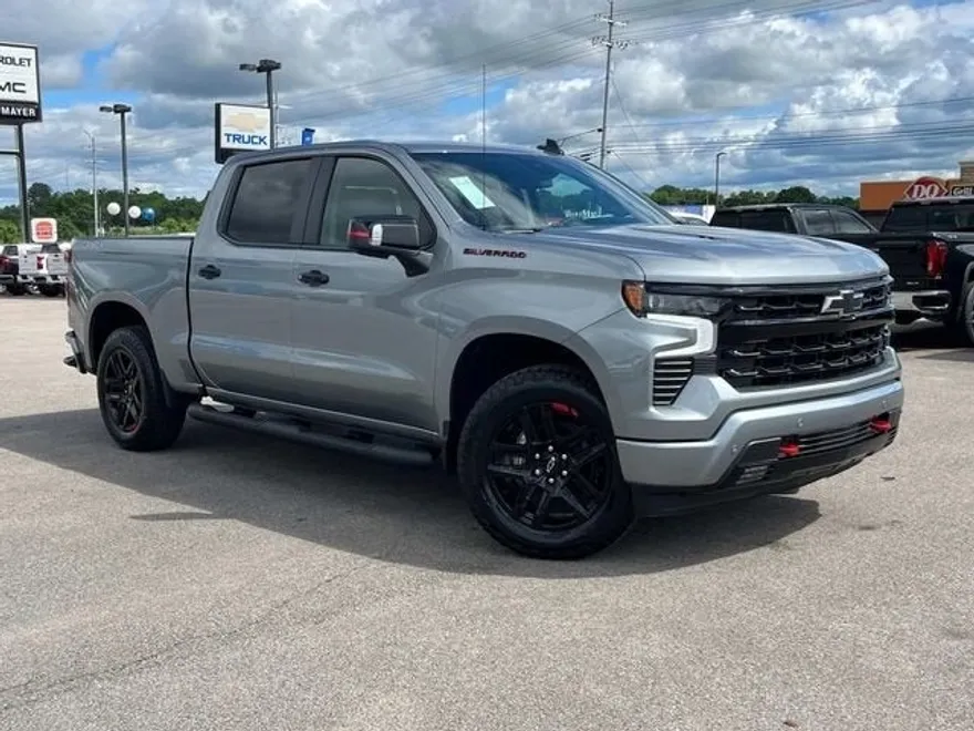 2025 Chevrolet Silverado 1500 RST photo 1
