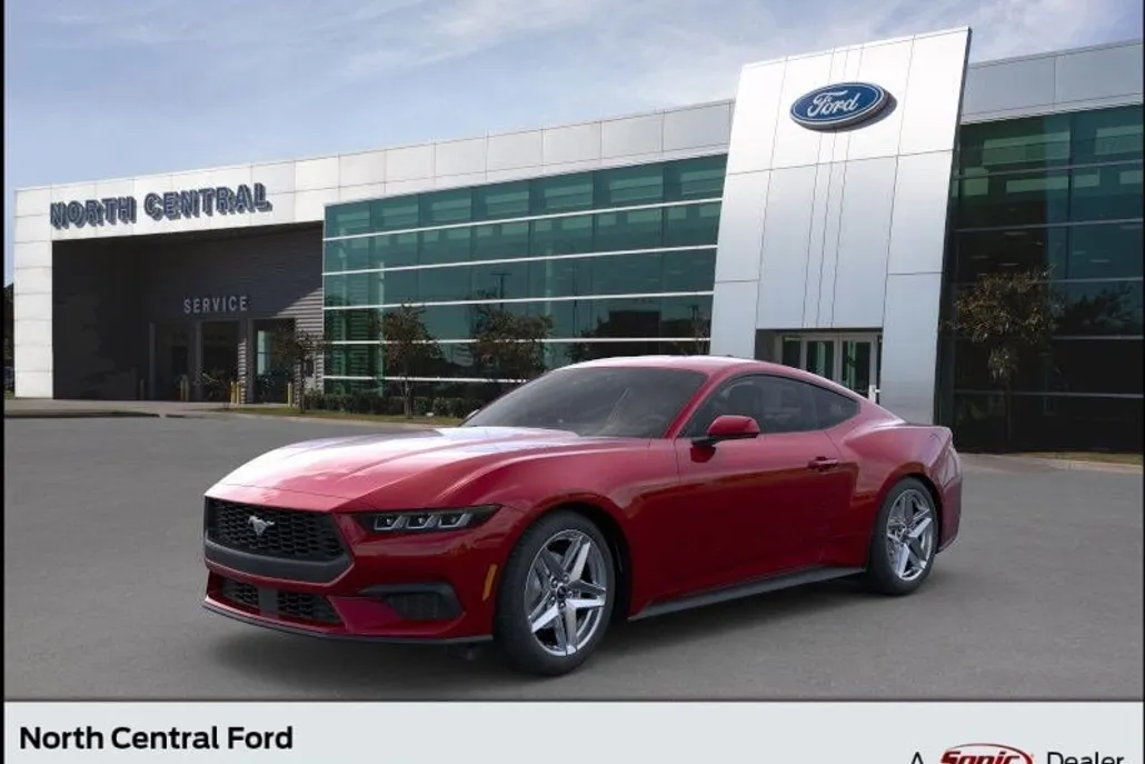 2025 Ford Mustang EcoBoost photo 1