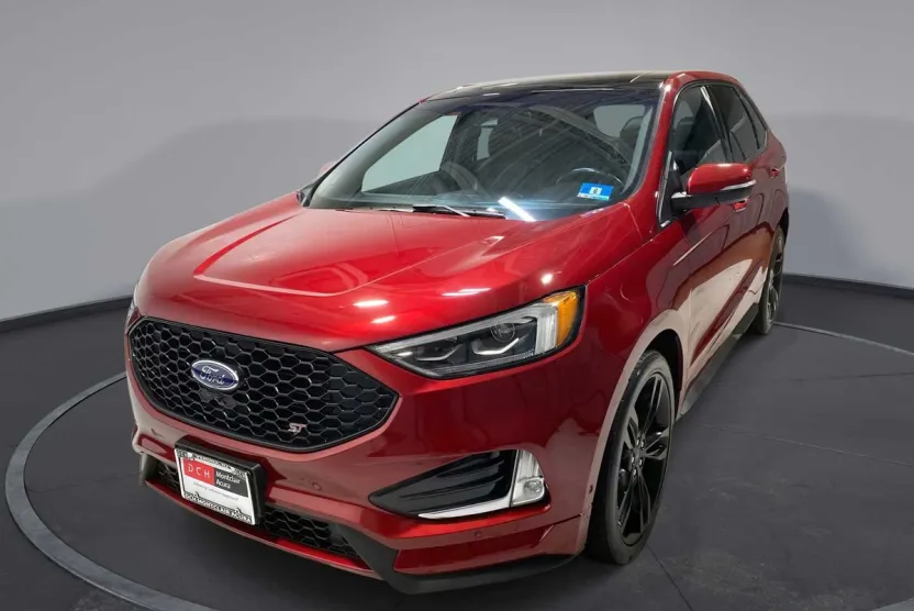 2019 Ford Edge ST photo 1