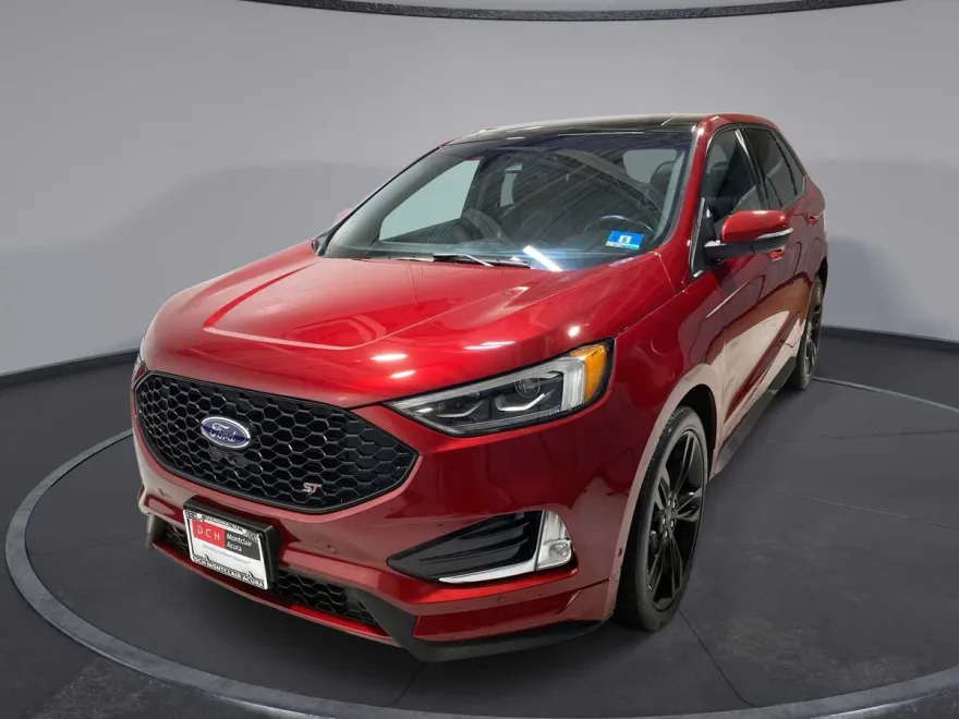 2019 Ford Edge ST photo 1