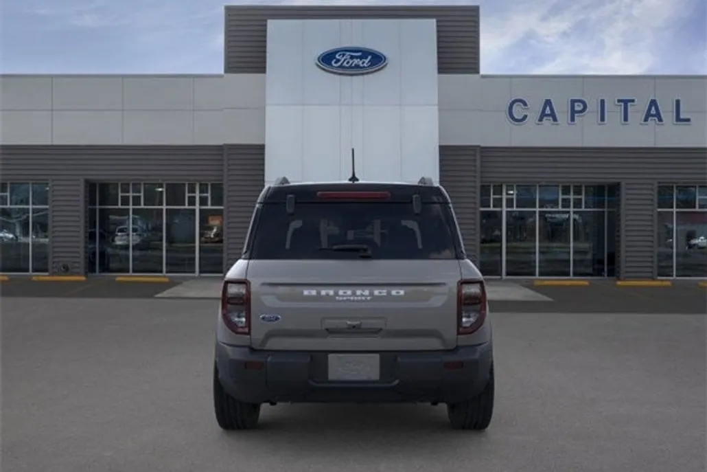 2025 Ford Bronco Sport Outer Banks photo 1