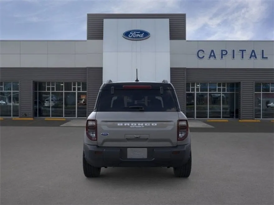 2025 Ford Bronco Sport Outer Banks photo 1