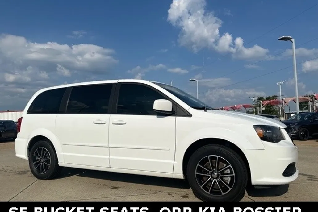 2017 Dodge Grand Caravan SE photo 1